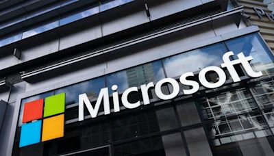 Caída de Microsoft provoca una incidencia global en grandes empresas - La Tercera