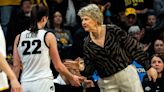 Vanessa Bryant gifts Caitlin Clark, Iowa women's basketball with Nike Kobe 'Venice Beach' sneakers