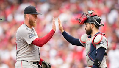 Wong and Refsnyder homer, and the Red Sox take series from Reds with 7-4 victory