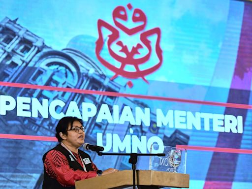 Rembia rep has right to challenge Umno suspension even after joining PAS, says Azalina