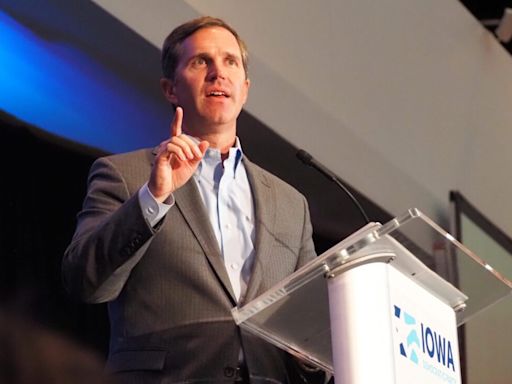 Kentucky Gov. Andy Beshear blasts Trump-Vance presidential ticket to Iowa crowd