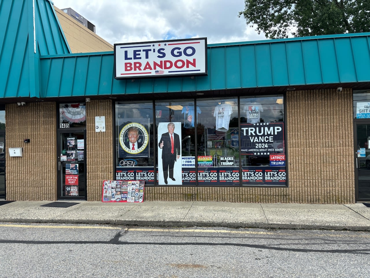 Anti-Biden ‘Let’s Go Brandon’ merchandise shifts to Kamala Harris at Jersey Shore stores