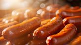 Retiran del mercado 3,5 toneladas de hot dogs en Estados Unidos por falta de inspección