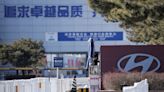 Hyundai Motor, LGES consider building two JV battery plants in U.S. -report