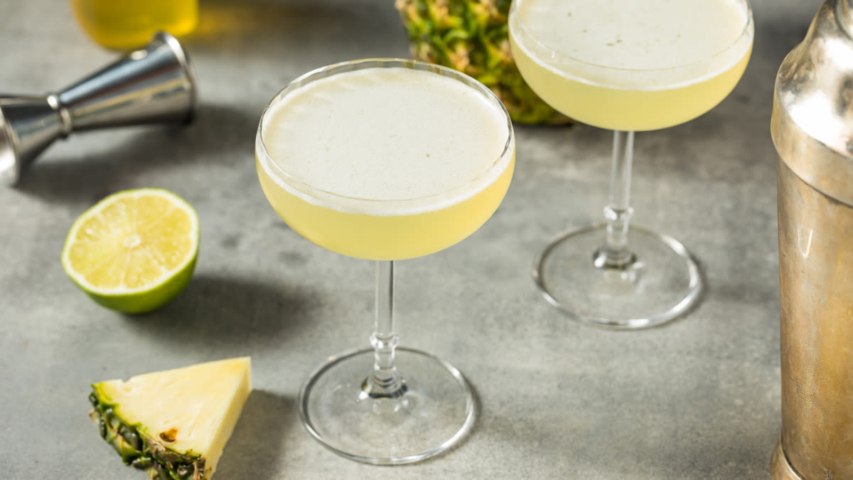 How to Make a Single Village Fix, the Pineapple Cocktail for Mezcal Lovers