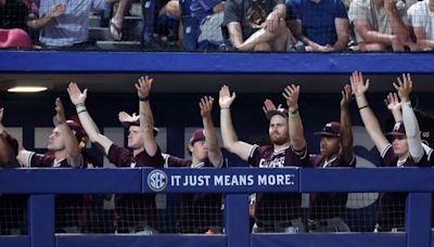 Texas baseball coach goes back to Texas A&M days after leaving Aggies