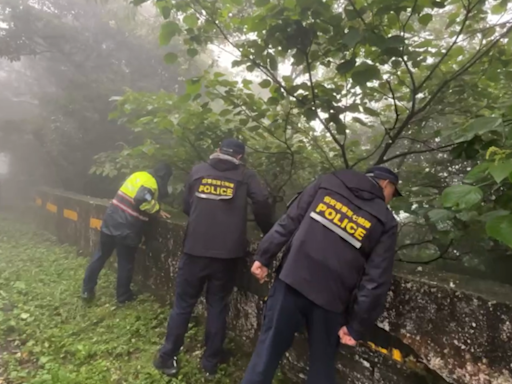 陽明山國家公園淪垃圾場 遭傾倒診所廢棄物 保七警逮三嫌 - 社會