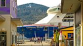 Juneau and cruise lines agree to cap on daily berths