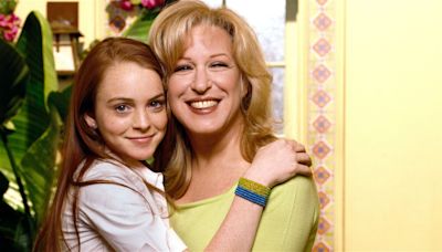 Bette Midler jokes that Lindsay Lohan may have caused the failure of her show ‘Bette’