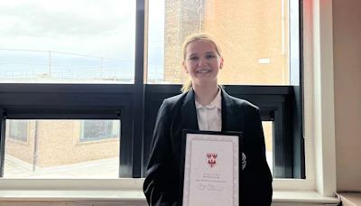 Northfield Academy pupil wins top prize from Oxford University