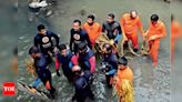 Divers Brave Perilous Conditions in Canal Rescue Operation | Thiruvananthapuram News - Times of India