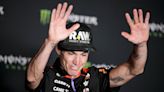 MotoGP le hace la ola a Aleix Espargaró, de 34 años, al anunciar su retirada