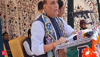 "If there had been better relationship, would have given more money than IMF": Rajnath Singh takes jibe at Pakistan