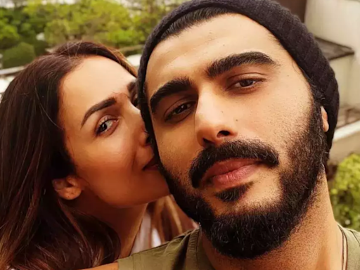 Throwback: When Arjun Kapoor defended his relationship with Malaika Arora against trolls | Hindi Movie News - Times of India