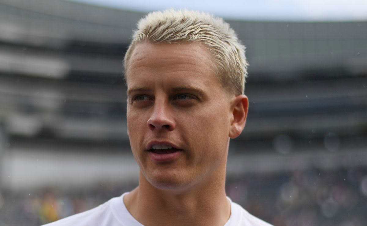 NFL News: Joe Burrow gives key wrist injury update after controversial water bottle incident