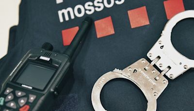 Los Mossos detienen en Gerona a una mujer que obligaba a otra a prostituirse - LA GACETA