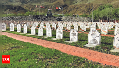 When the guns fell silent: Sandese from Kargil | India News - Times of India