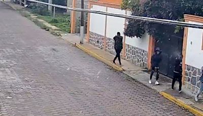 VIDEO: Ex soldado dispara contra sicarios que llegaron a soltar balazos contra su casa en Tlaxcala