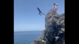 Un turista británico resulta herido de gravedad tras caer del Charco El Tancón en Tenerife y golpearse contra las rocas