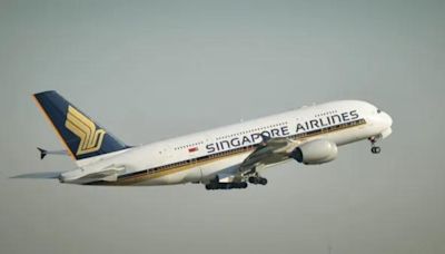 SIA in-flight service protocol revision after recent severe turbulence faces passengers’ reactions | World News - The Indian Express