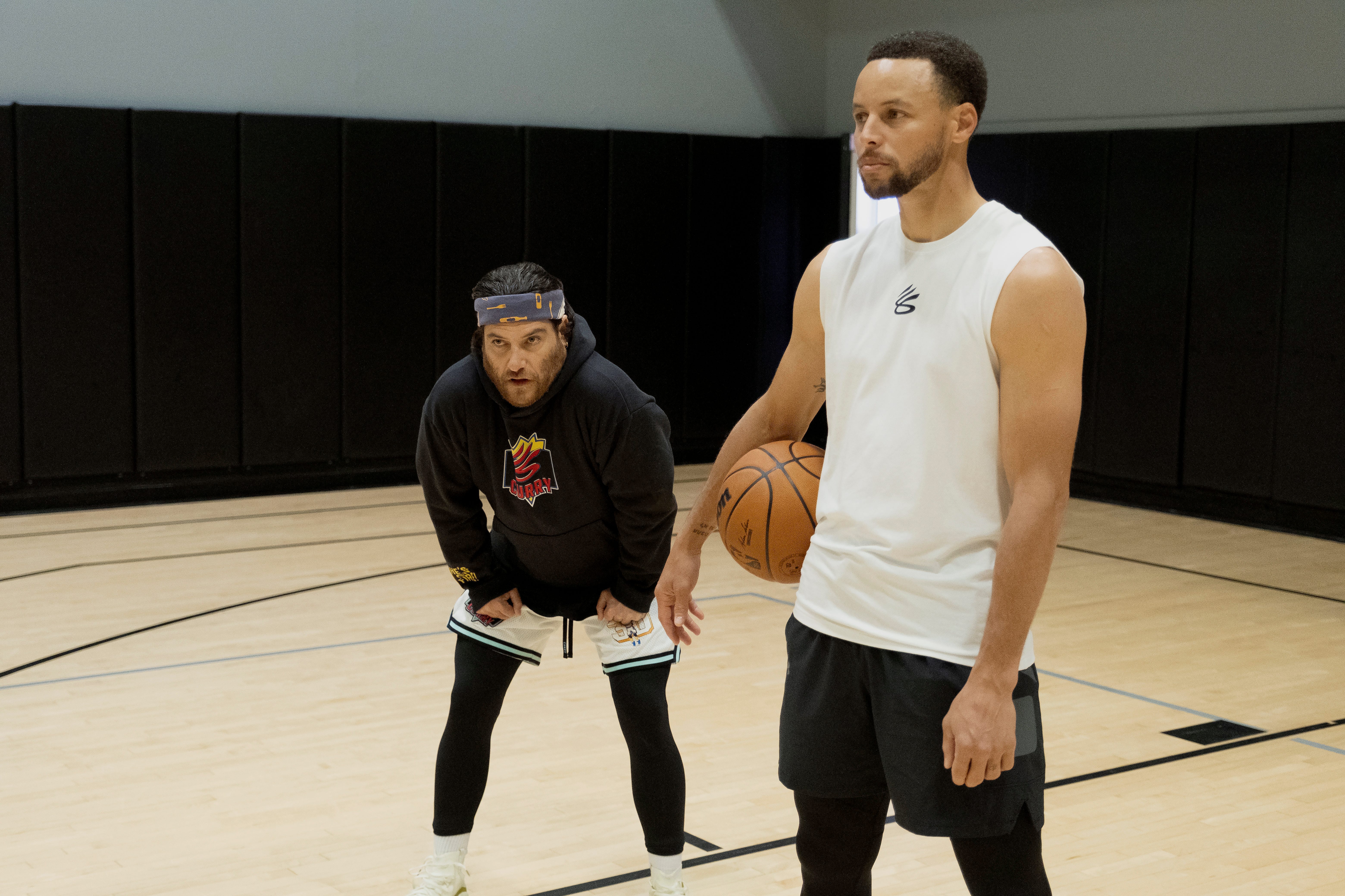 Stephen Curry got cooked by Adam Pally making new 'Mr. Throwback' show