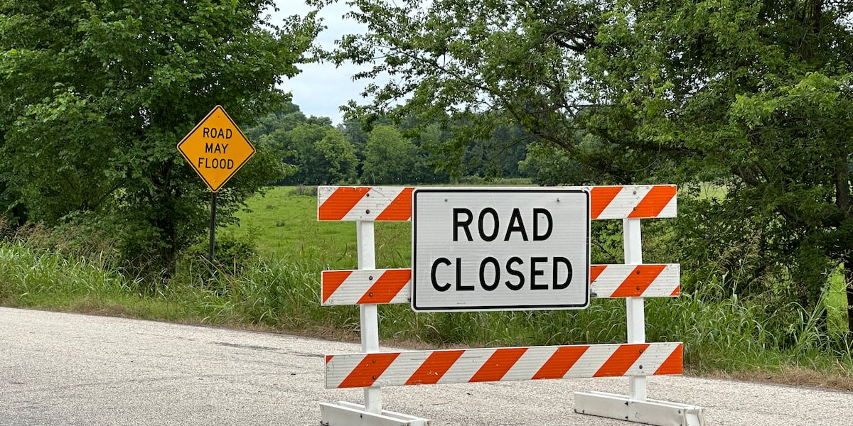 Part of Auburn Road closed for lane improvement project