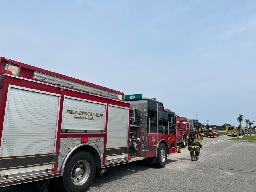Emergency crews investigate possible gas leak along Highway 17 Bypass