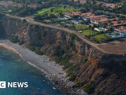 California's Rancho Palos Verdes thrown into chaos by landslides