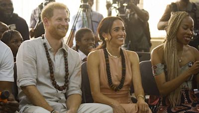 Meghan Markle Has Sweet 'Auntie' Moment with Young Fan on Day Two in Nigeria