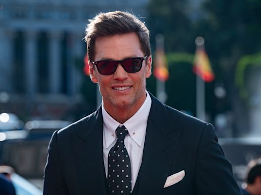 How to watch ‘The Roast of Tom Brady’ live on Netflix tonight