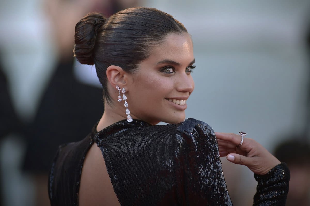 Famous birthdays for July 21: Sara Sampaio, Jessica Barden