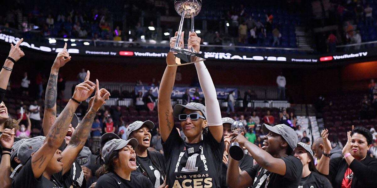 LIVE: WNBA’s Las Vegas Aces visit White House as champions