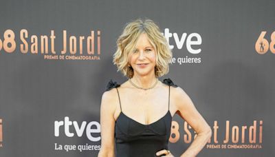 Premios RNE Sant Jordi: todos los looks de la alfombra roja, de las transparencias de Belén Rueda al chándal de Carolina Yuste