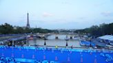 El triatlón olímpico masculino se pospone un día por la mala calidad del agua en el Sena