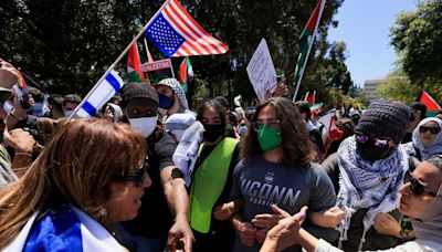 美國校園抗議持續 加州大學洛杉磯分校兩派示威者衝突 - RTHK