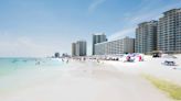 Destin en Florida se destaca como un destino con playas, historia y una variedad de actividades