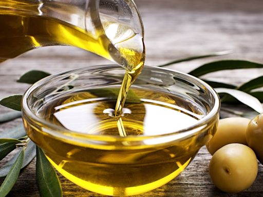 Can a shot of olive oil really prevent a hangover?