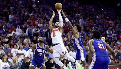 Barker: Knicks get hot, and keep their cool, in Game 6