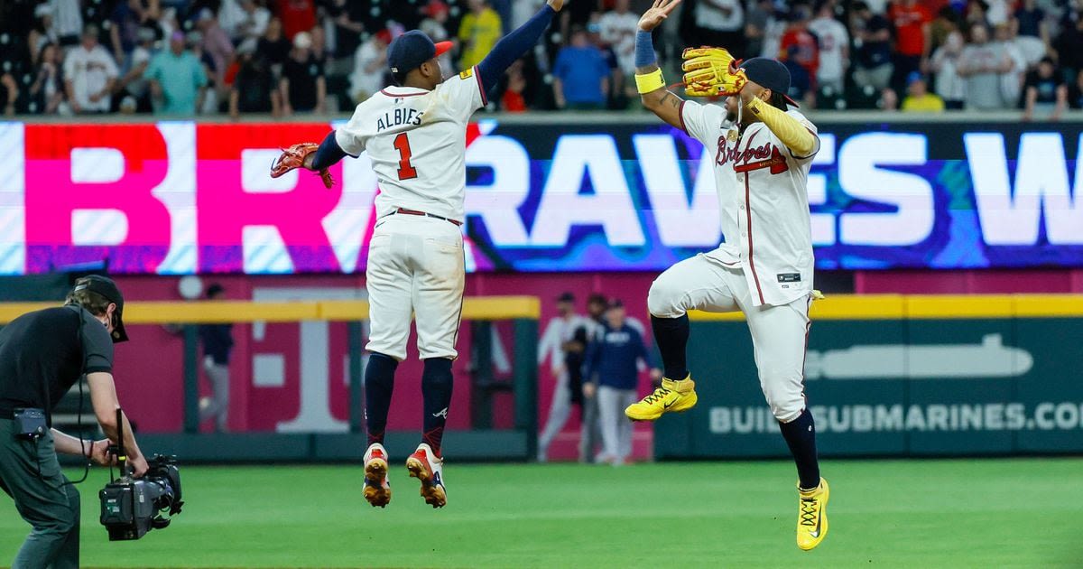 Photos: Braves end skid, beat Red Sox