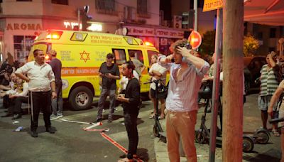 Ataque aéreo deja un muerto y 10 heridos en Tel Aviv