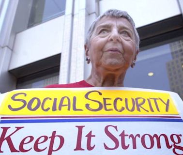 How big is the average Social Security check of a middle-class retiree?
