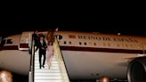 Los Reyes son recibidos en Luanda donde comienza su primera visita de Estado a Angola