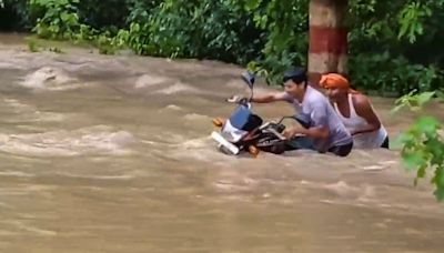 Bihar on high alert for floods following major water release from Birpur and Valmikinagar barrages