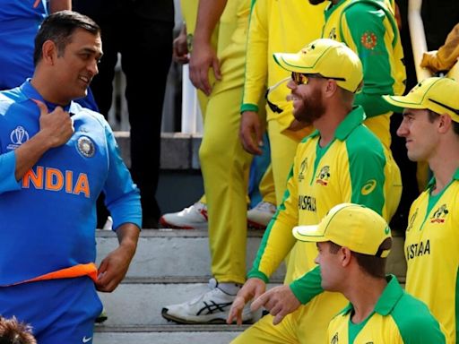 'MS Dhoni can sit in an Australian dressing room and captain it': Hayden expects MSD to 'collect bags, throw balls...'
