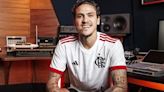 Adidas divulga nova camisa reserva do Flamengo; veja fotos e preço