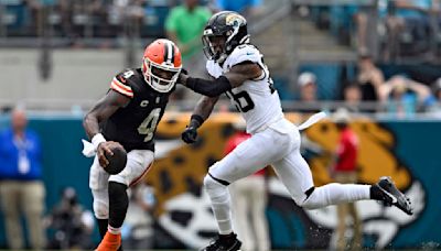 Watson runs for a TD as the Browns shut down Lawrence and the Jaguars for an 18-13 win