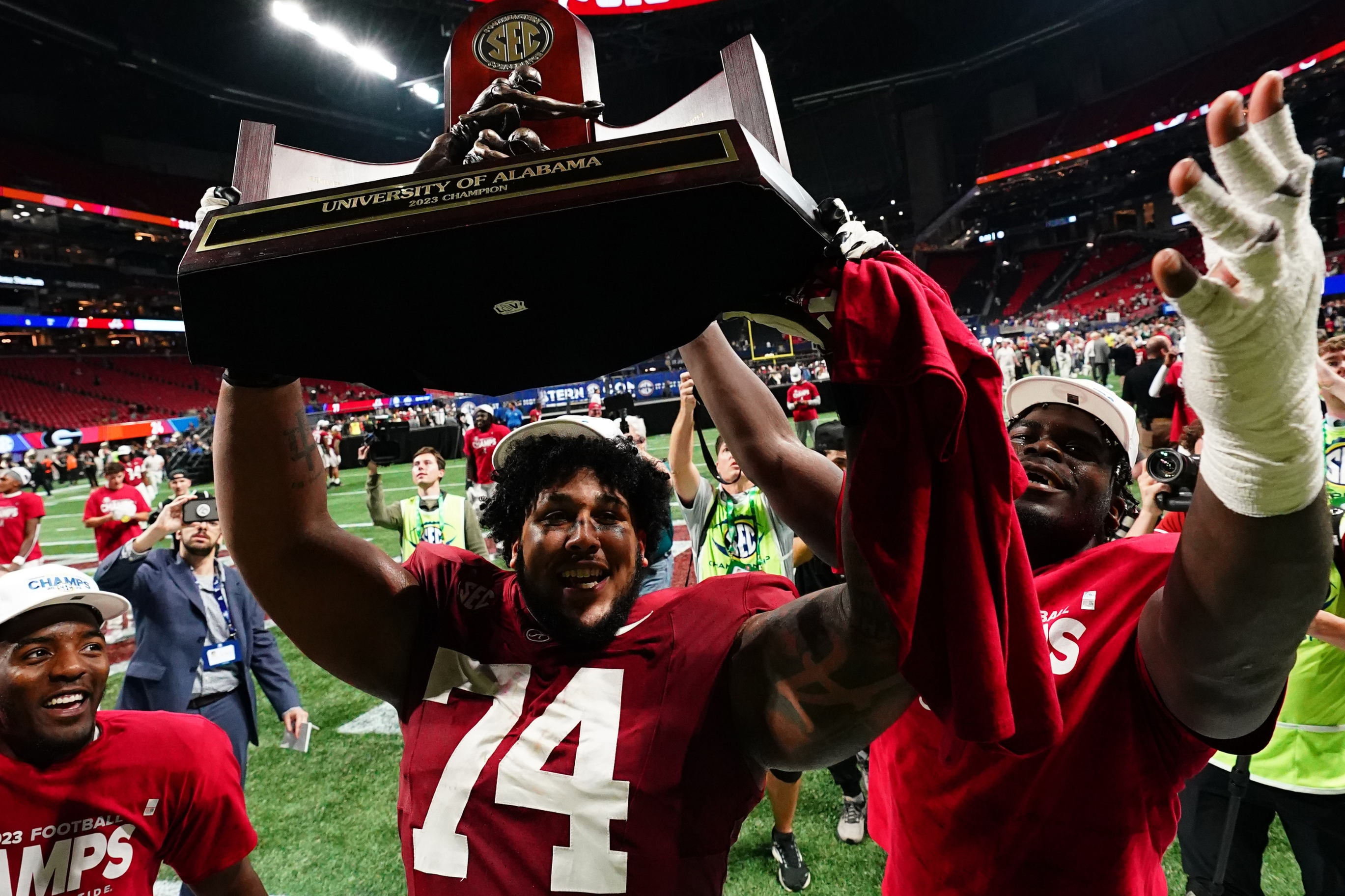 Kadyn Proctor details decision to leave, return to Alabama football