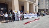 Minutos de silencio en Alicante para condenar el asesinato machista del Raval Roig
