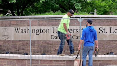 WashU puts up fences on campus. School says it’s for commencement.