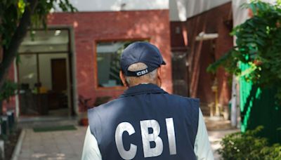 SC rejects govt plea, upholds Bengal's suit on CBI